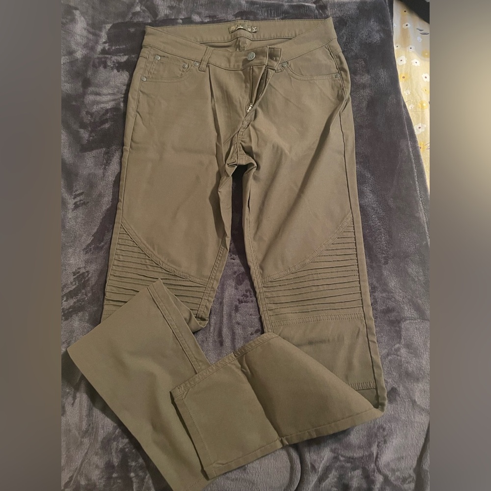 Prana size 12 skinny moto style pants